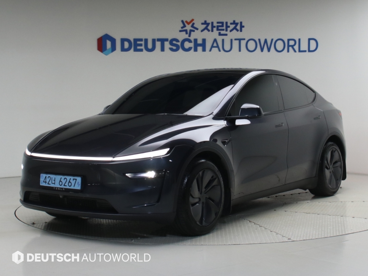 Tesla Model Y, 2026
