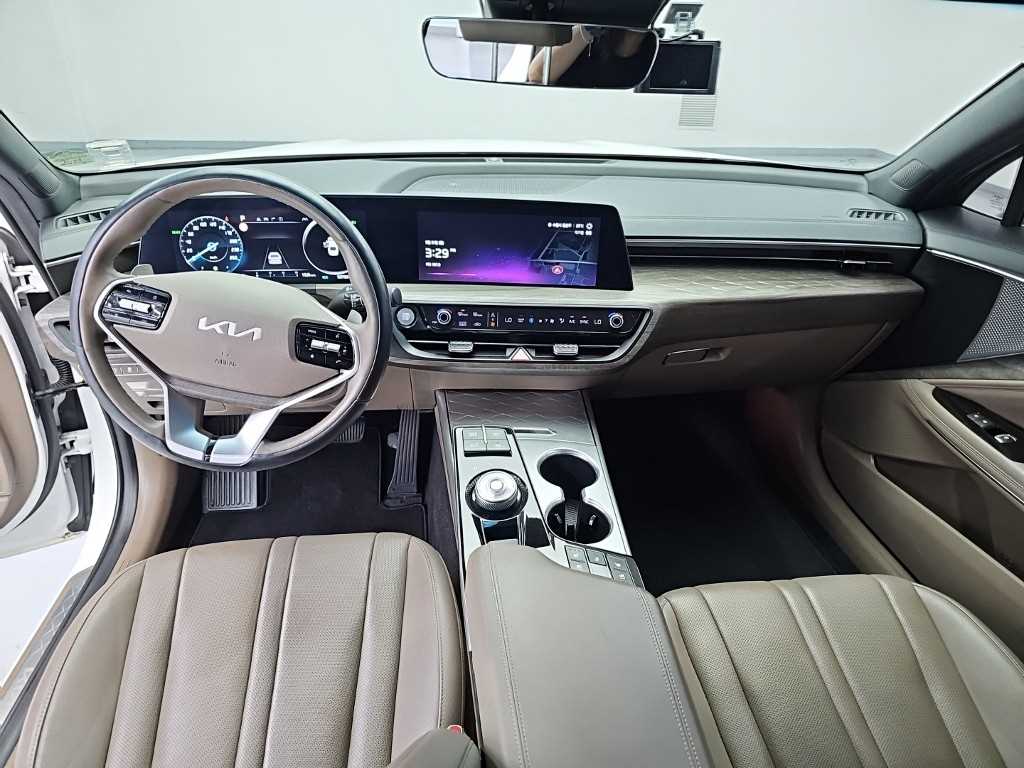 Kia K8, 2022