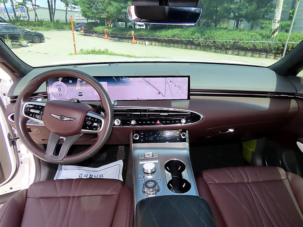 Genesis GV70, 2024