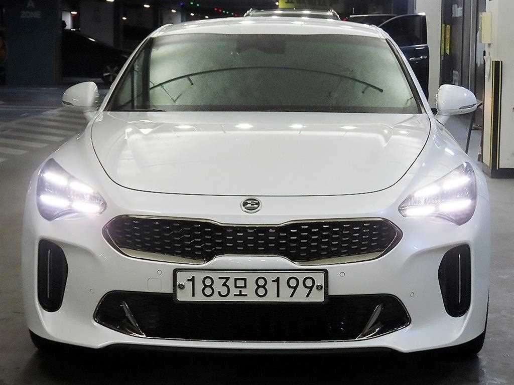 Kia Stinger, 2021