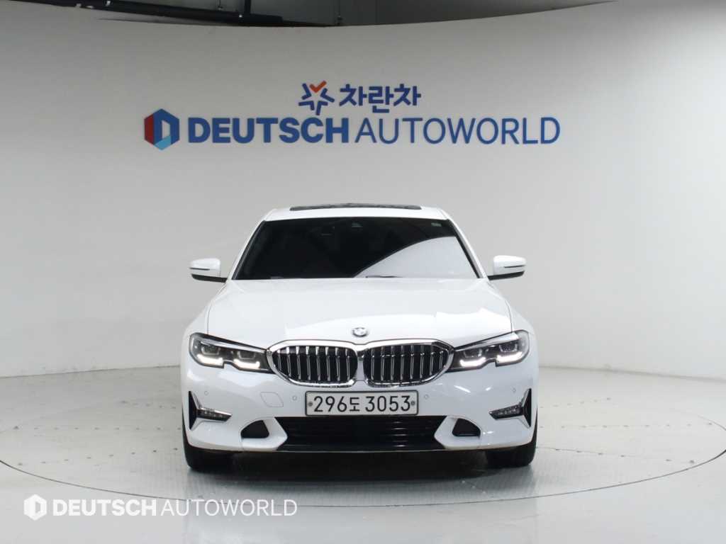 BMW 3-Series, 2019