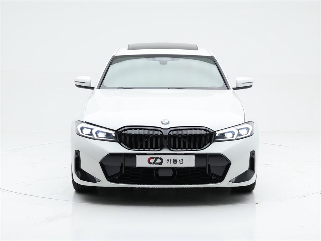 BMW 3-Series, 2025