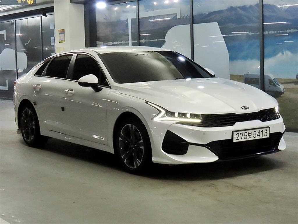 Kia K5, 2021