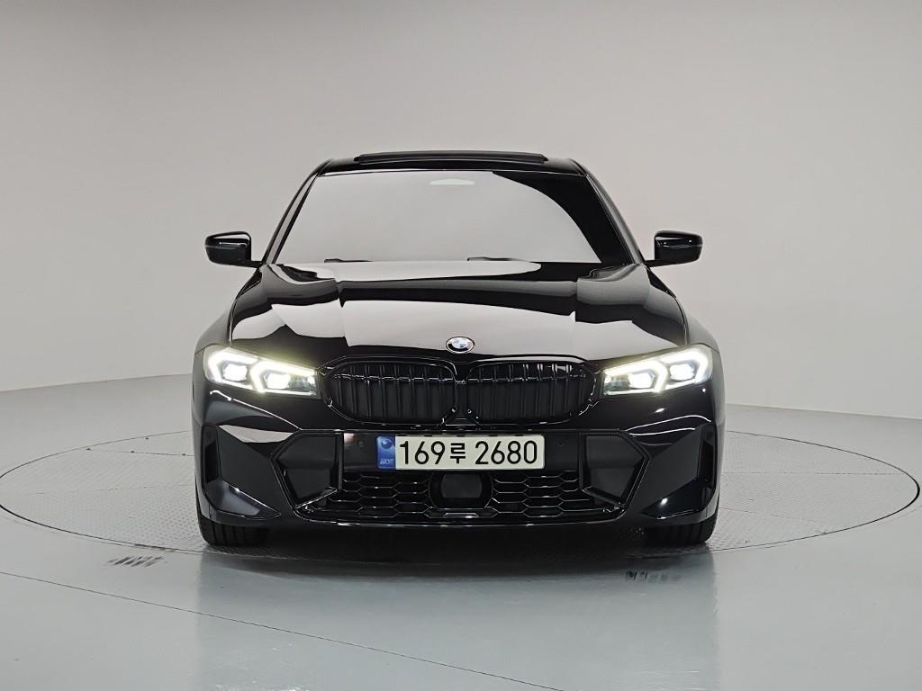 BMW 3-Series, 2024