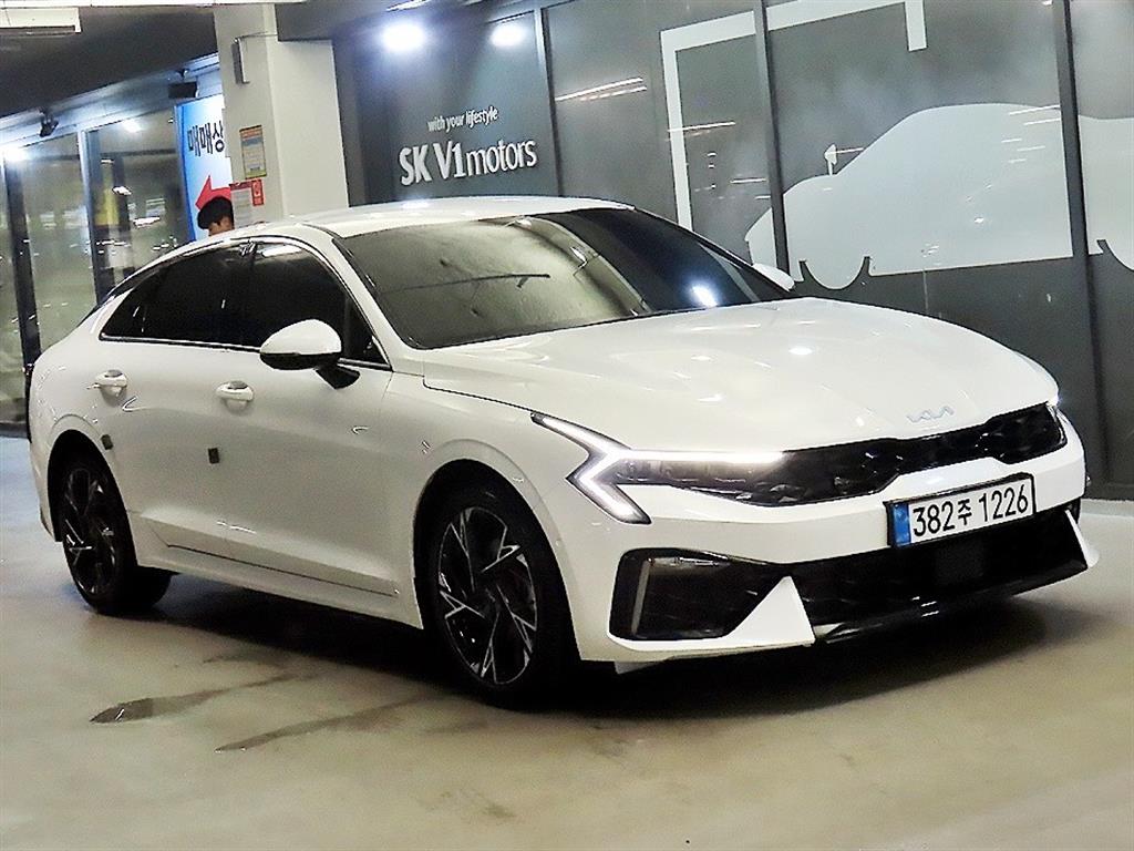 Kia K5, 2025