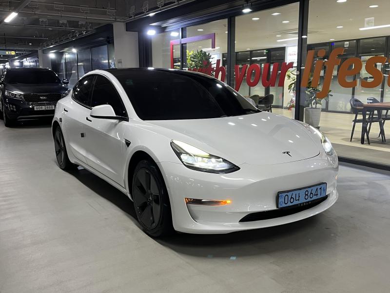Tesla Model 3, 2021