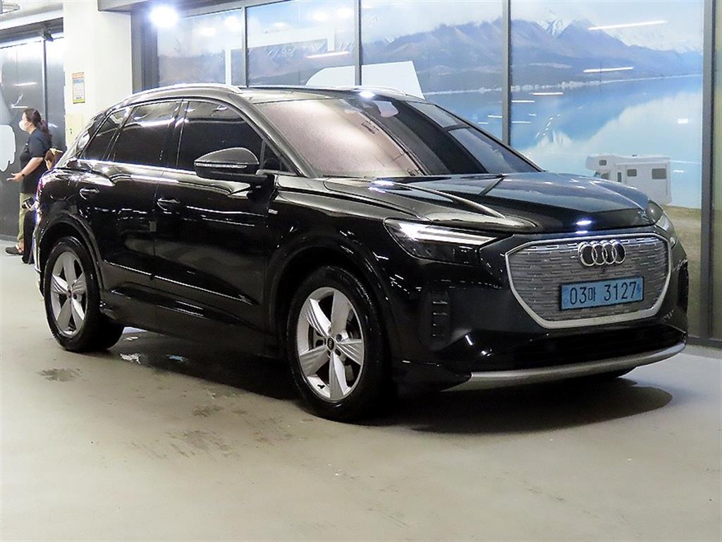 Audi Q4 e-tron, 2022
