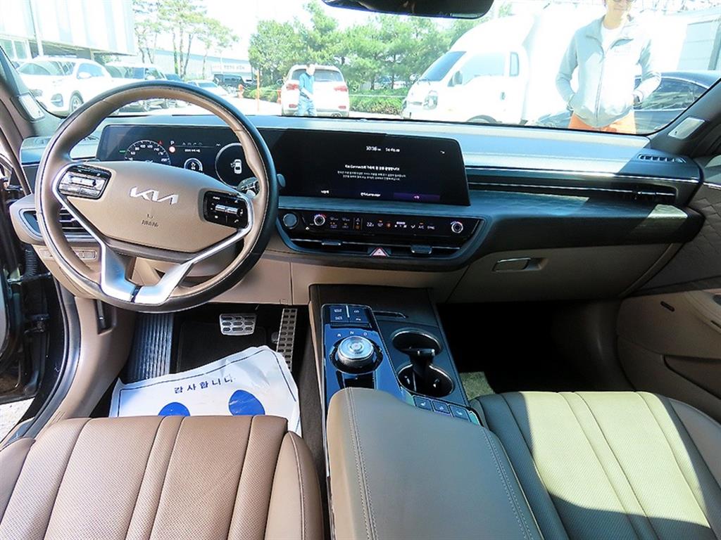 Kia K8, 2022