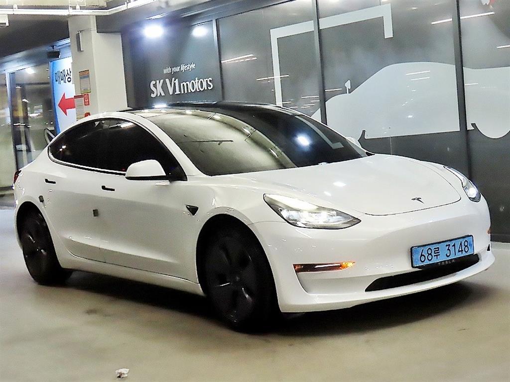 Tesla Model 3, 2021