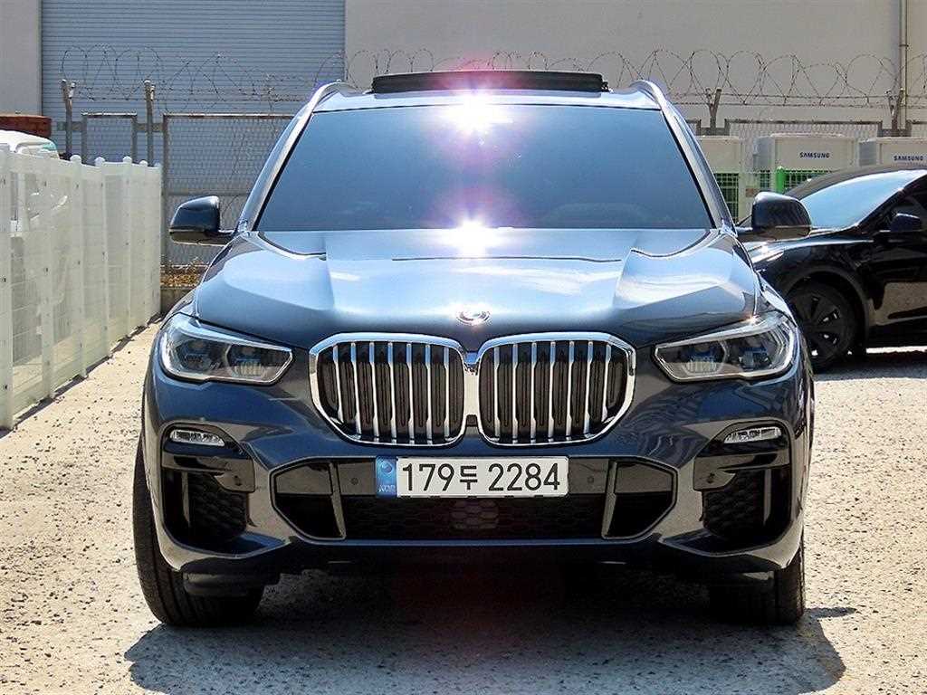 BMW X5, 2021