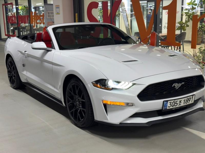 Ford Mustang, 2021