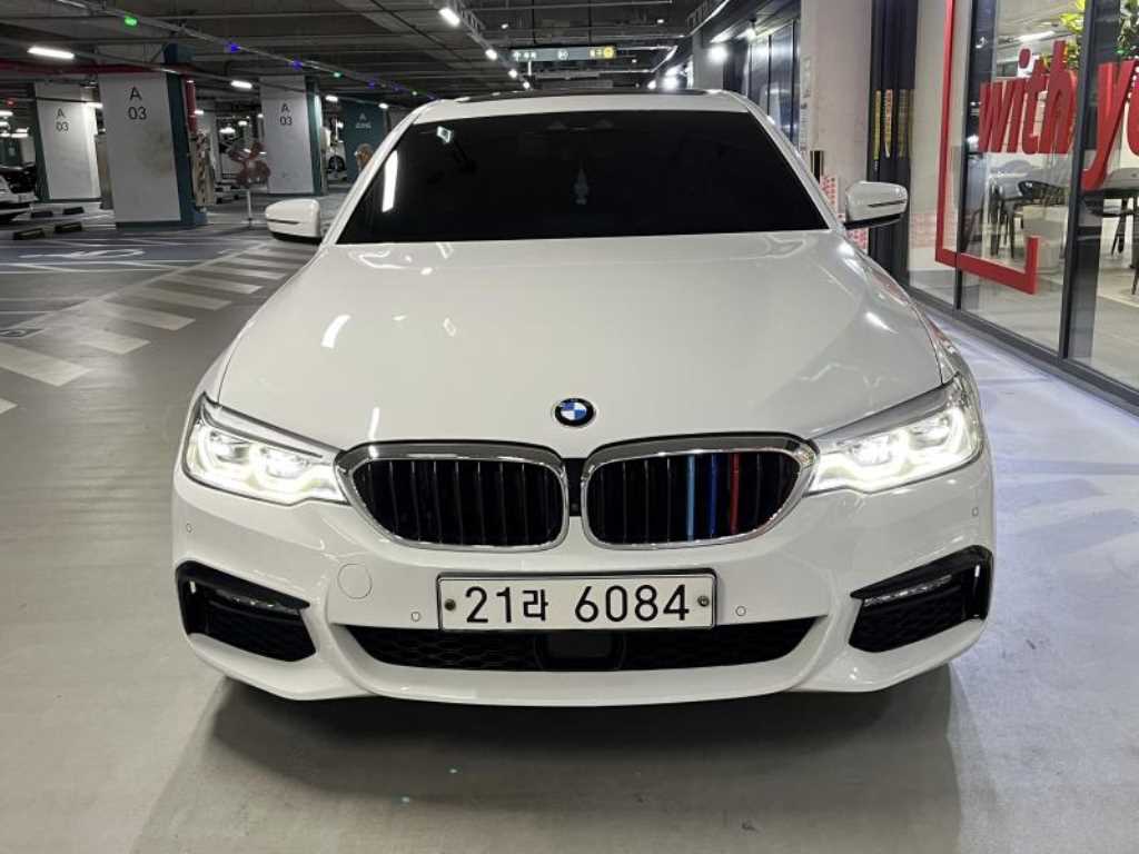 BMW 5-Series, 2018