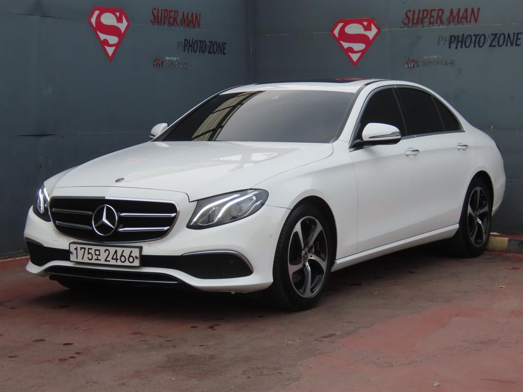 Mercedes-Benz E-Class, 2020