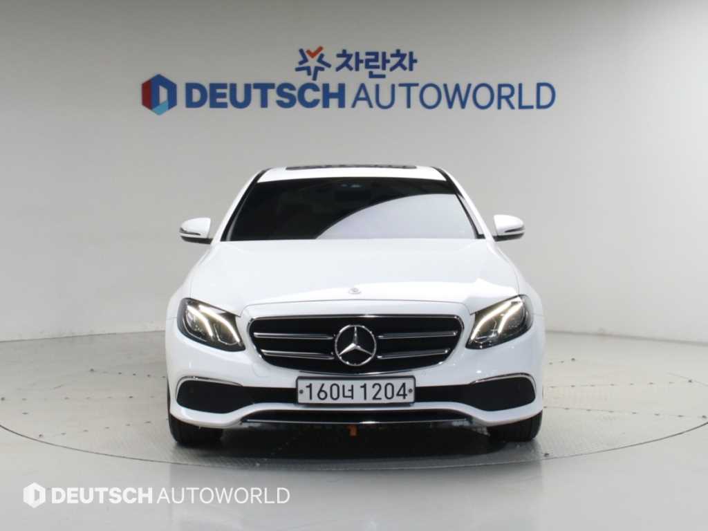 Mercedes-Benz E-Class, 2020