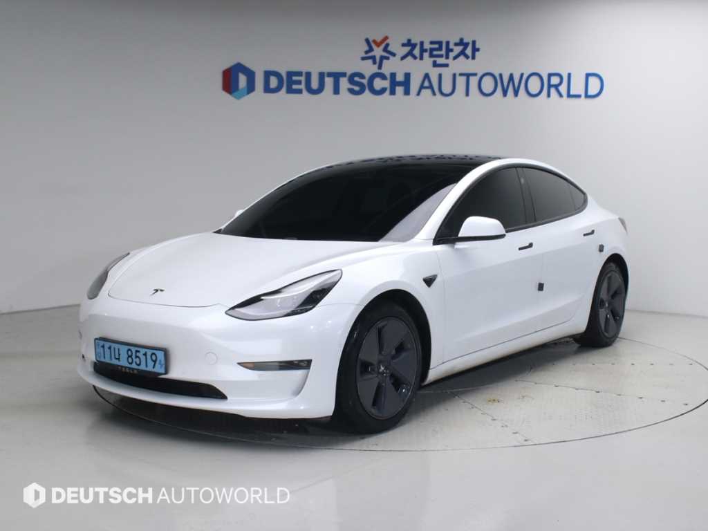 Tesla Model 3, 2021