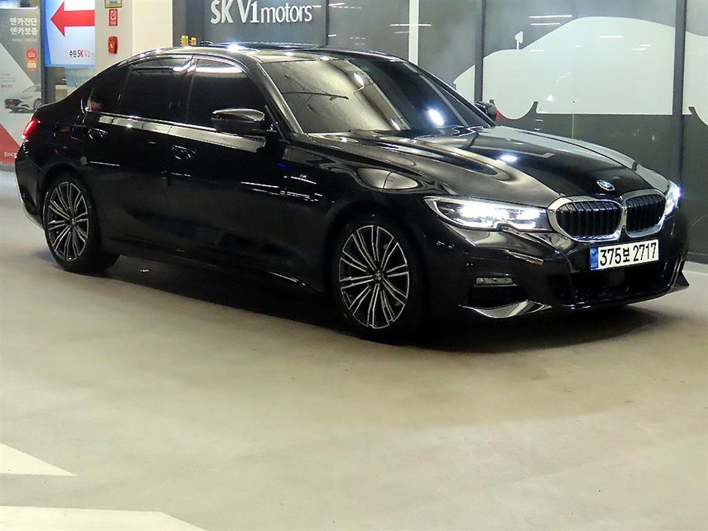 BMW 3-Series, 2021