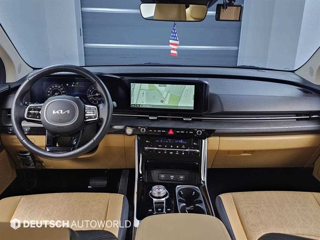Kia Carnival, 2023