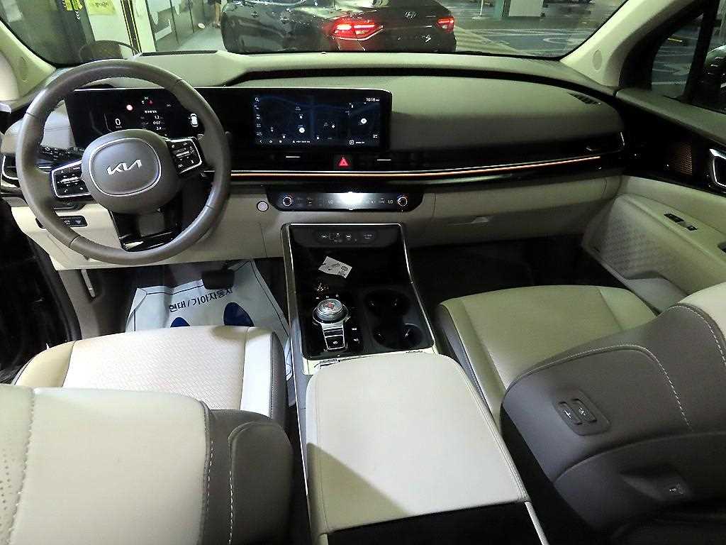 Kia Carnival, 2024