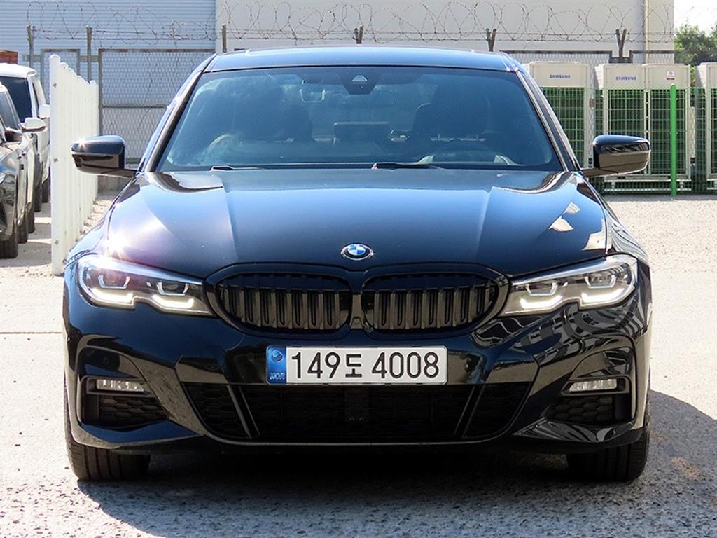 BMW 3-Series, 2021