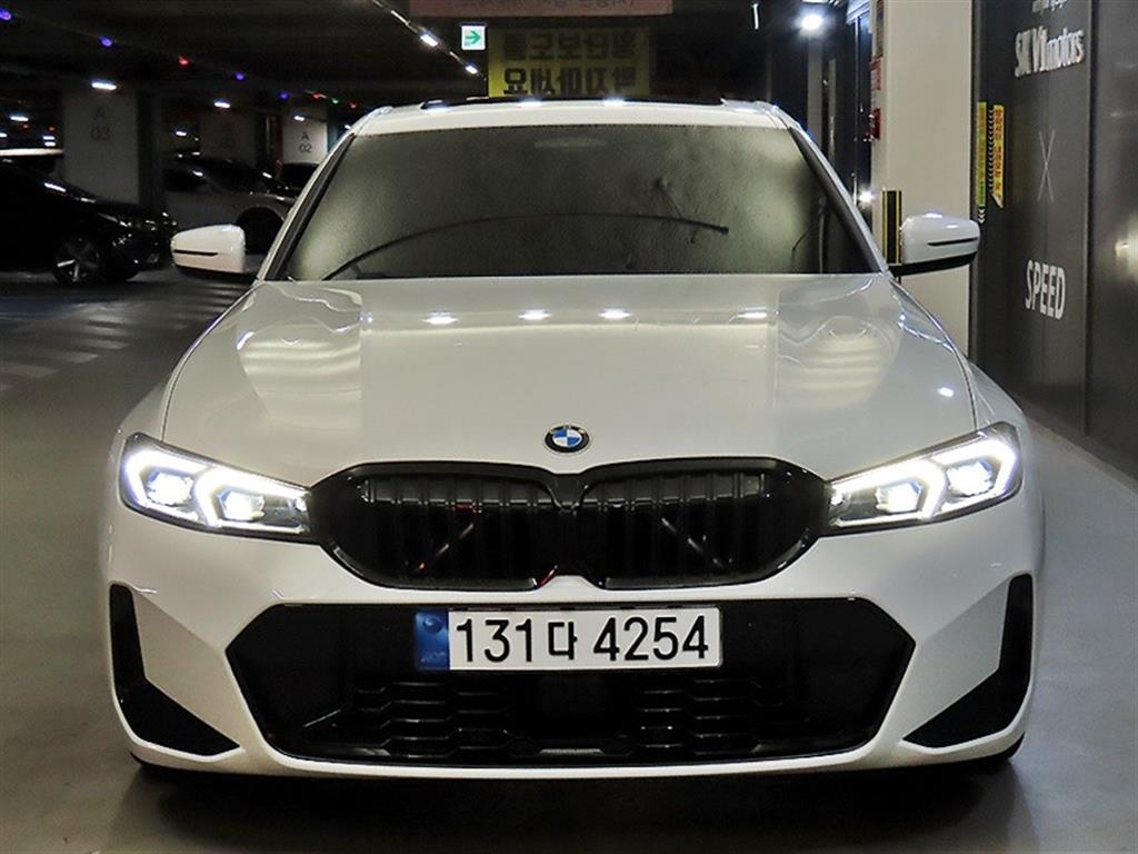 BMW 3-Series, 2024
