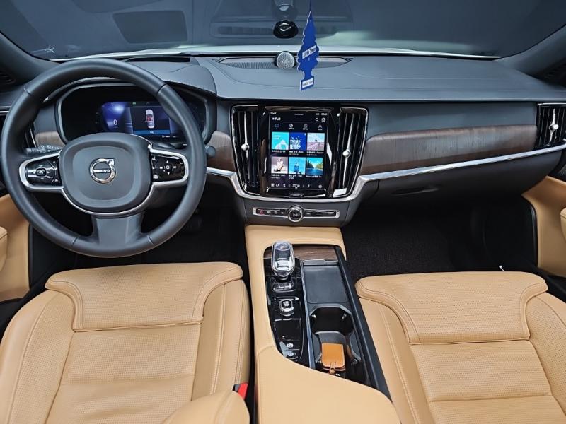 Volvo S90, 2023