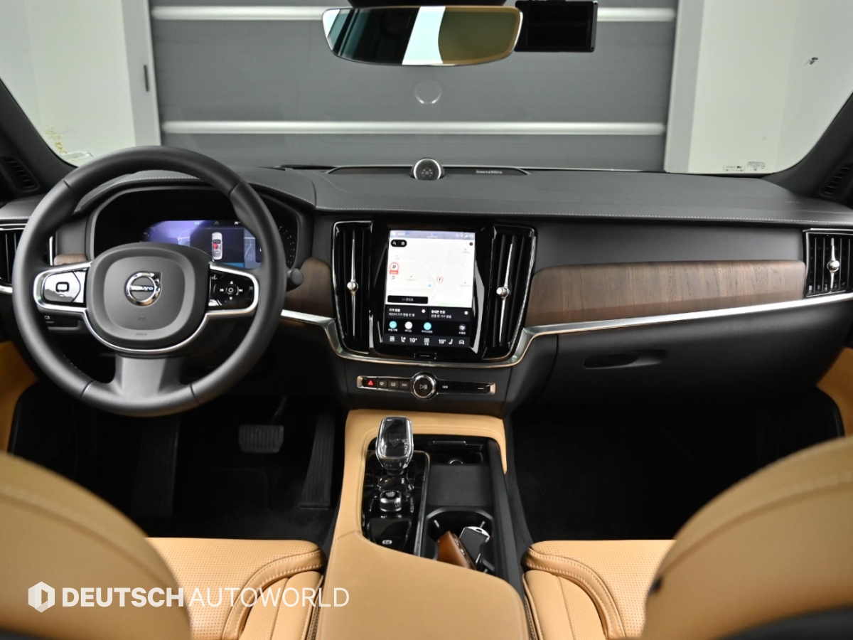 Volvo S90, 2023