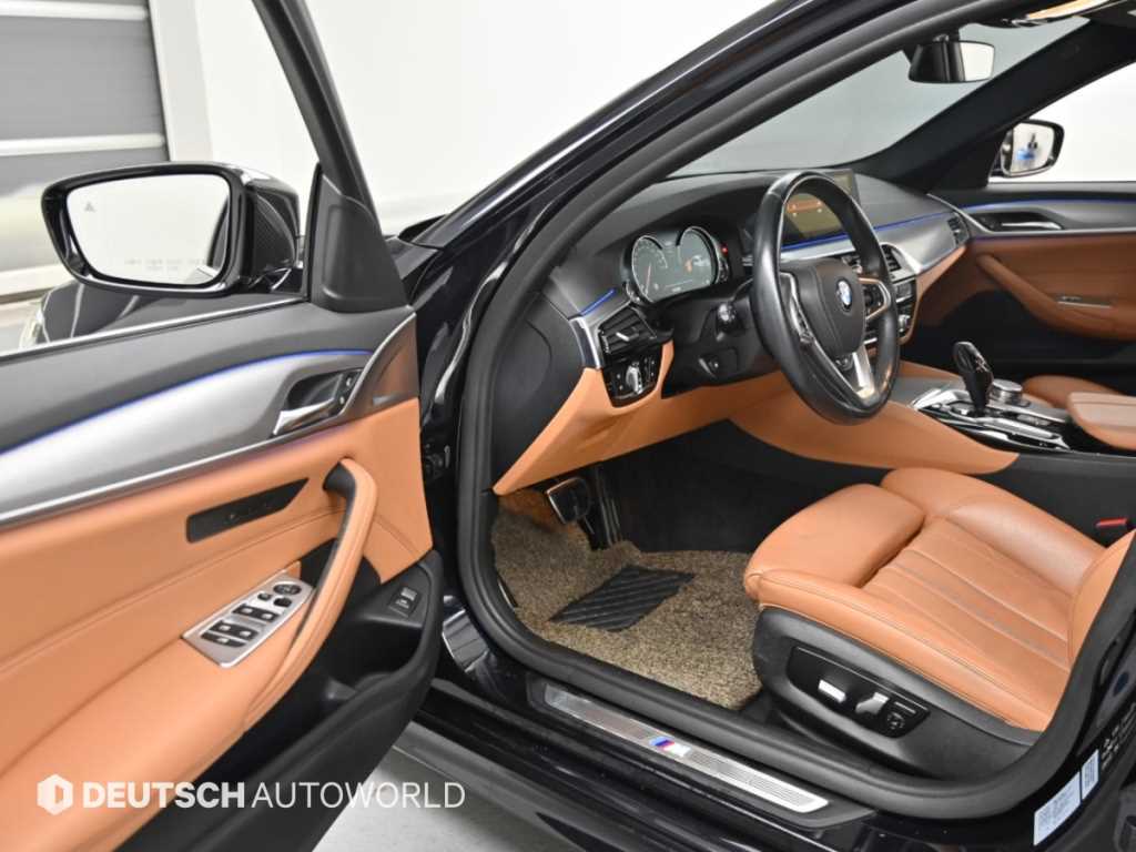 BMW 5-Series, 2018