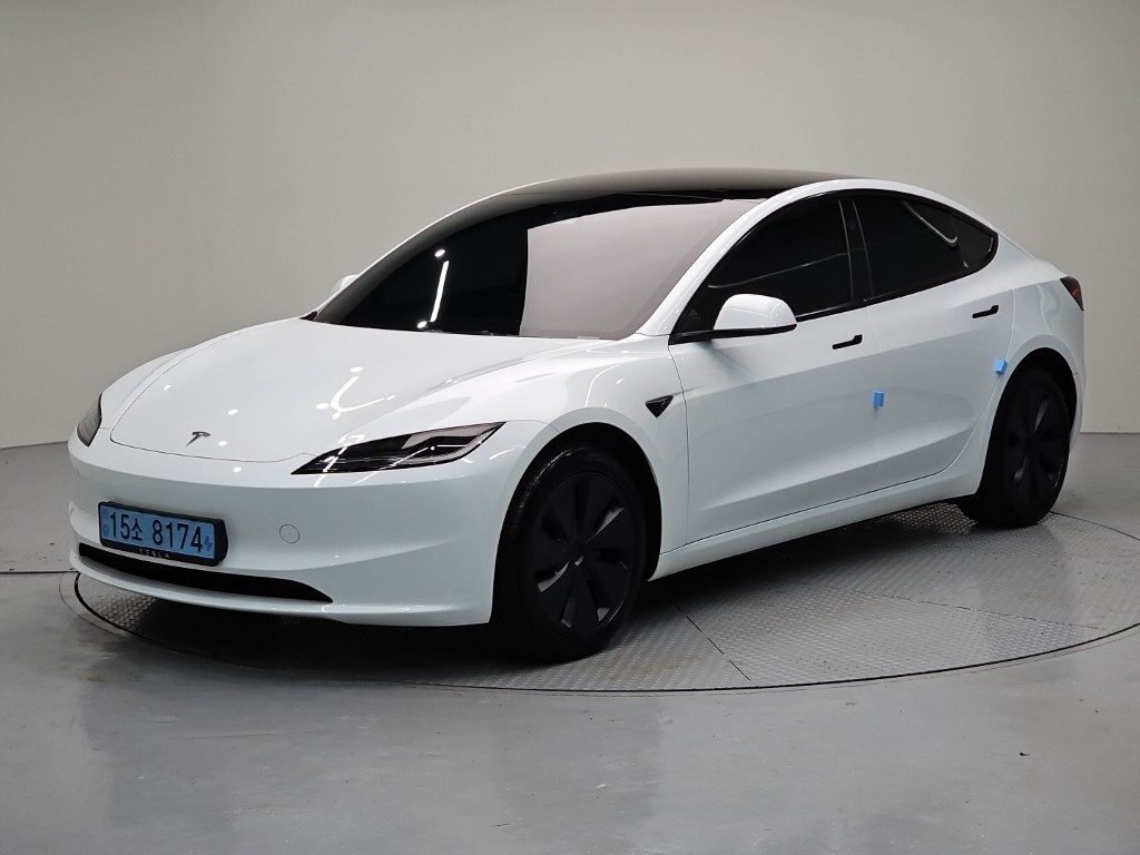 Tesla Model 3, 2024