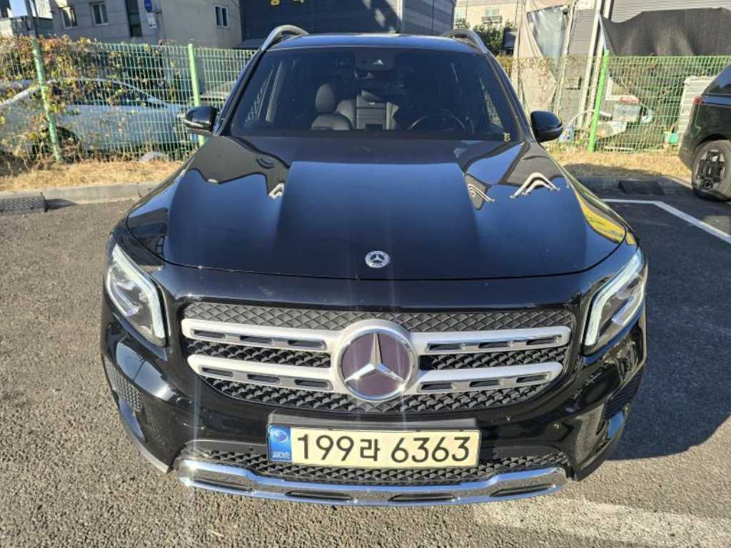 Mercedes-Benz GLB-Class, 2021