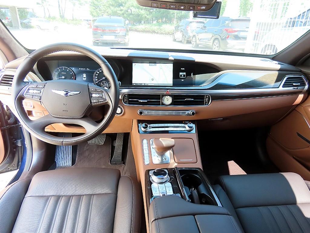 Genesis G90, 2021