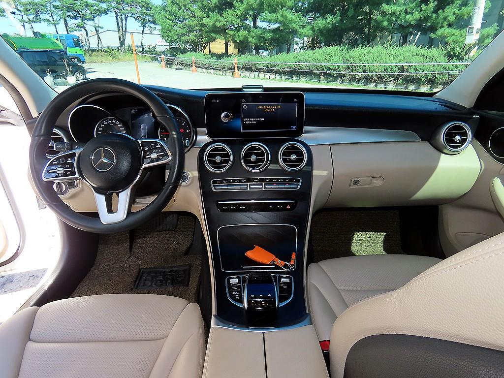 Mercedes-Benz C-Class, 2018