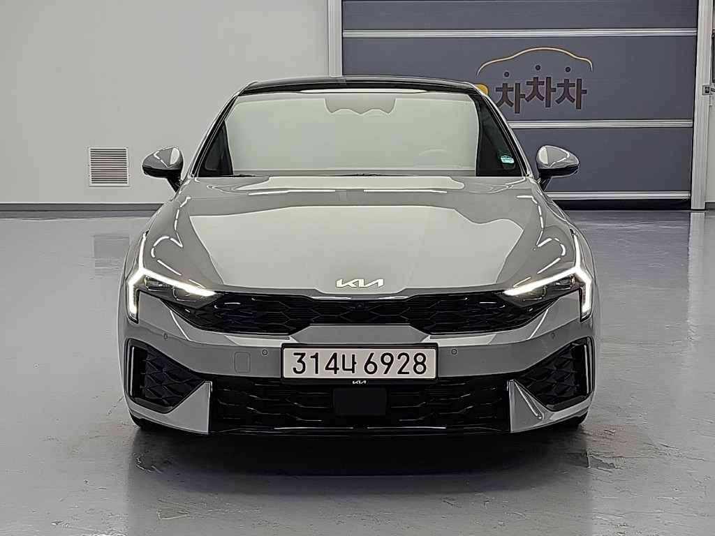 Kia K5, 2025